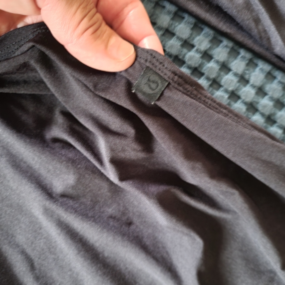 Lululemon - Picture 3 of 4